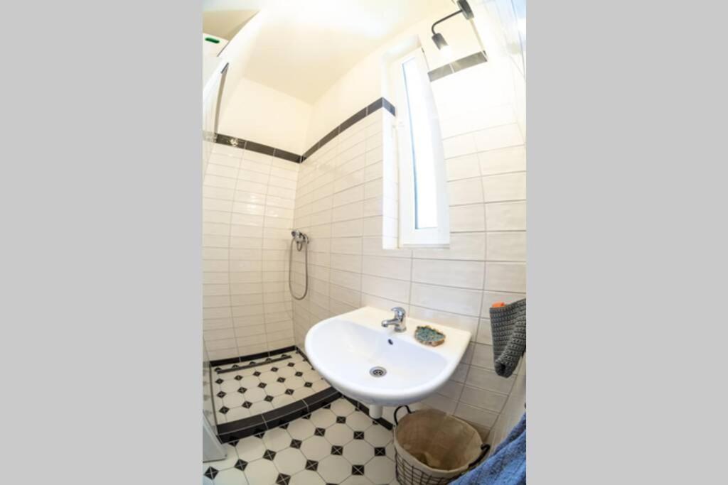 Stylovy Apartman V Centru Nachoda Eksteriør billede